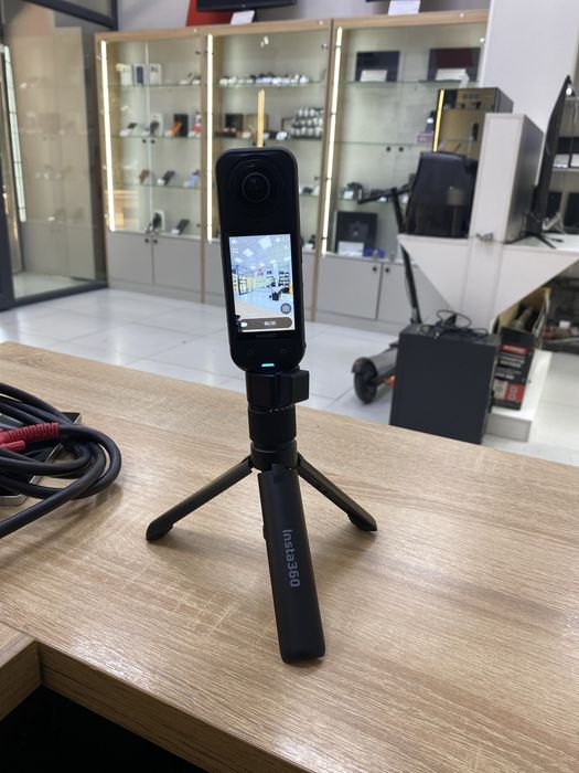экшн камера insta 360 x5 (п25)