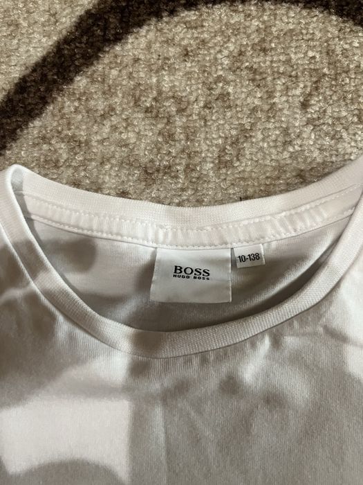 Hugo Boss t-shirt с размер: 138. За момче.
