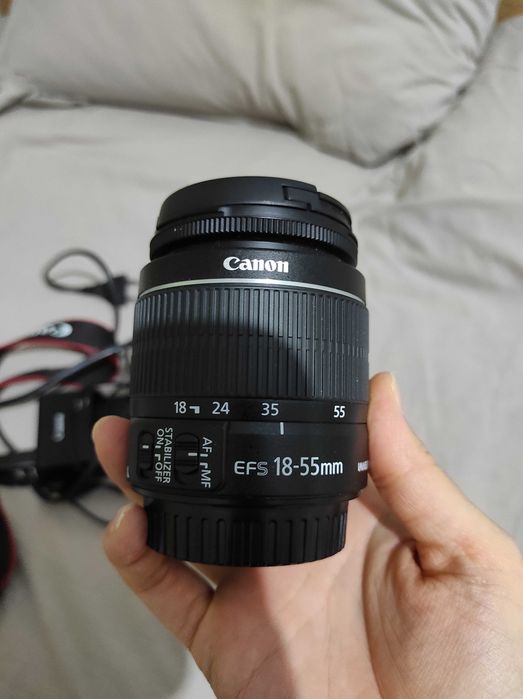 Продам Canon 1200D