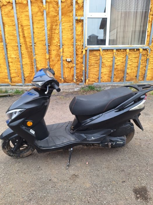 Продам скутер 125