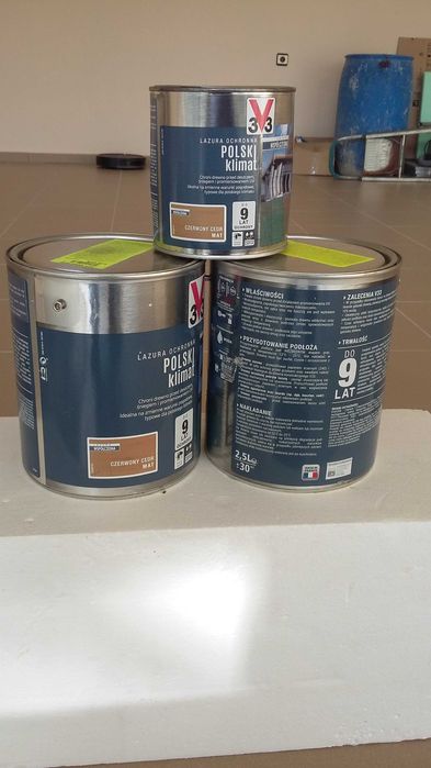 боя-грунд за дърво за 3-те котии, 65лв.