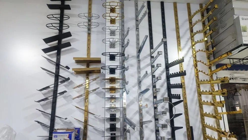 Вешелка на стенный буратина