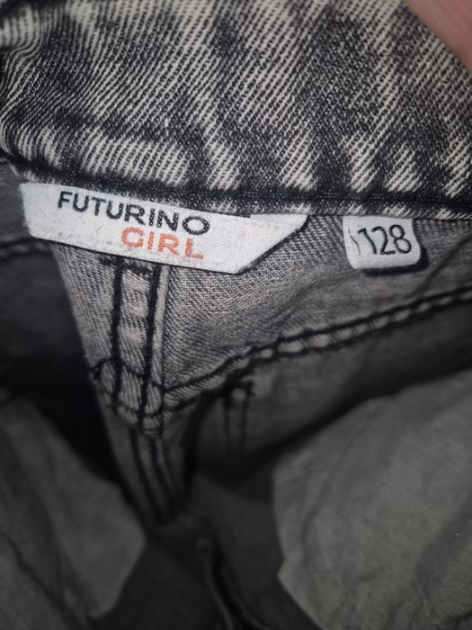 Продам детские джинсы