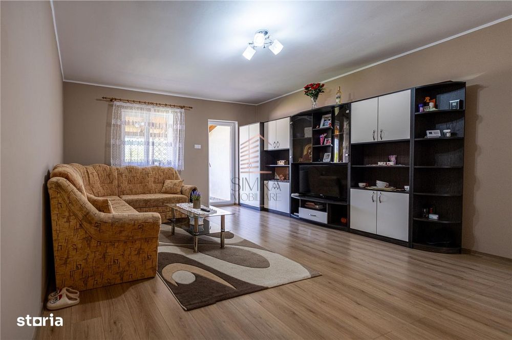 Casa cu teren de 455 mp Biharia