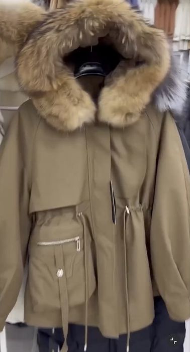 Куртка женскаяяя