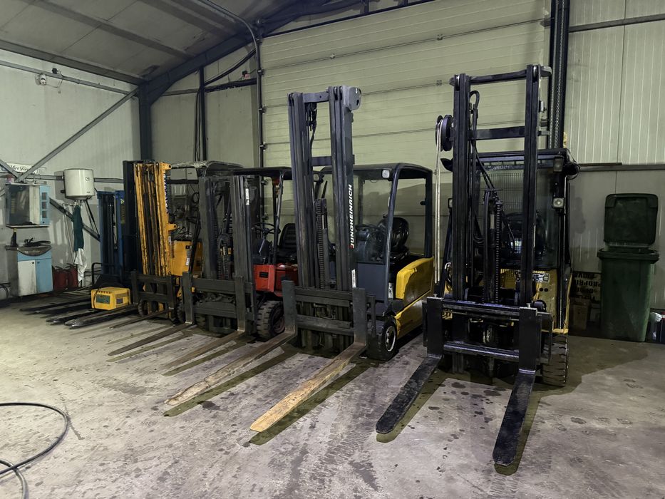 Linde transpaleta stivuitor electric