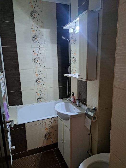 De inchiriat apartament 2 camere