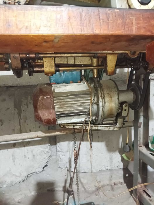 Промышленная Швейная машина для кожи