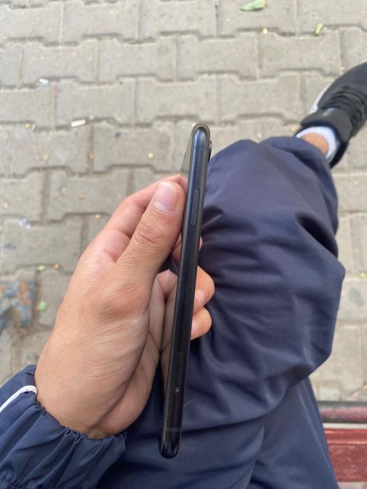 Сатылымда айфон хр