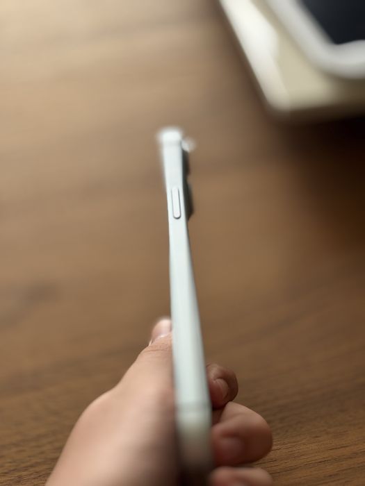 Iphone 15 plus,128гб