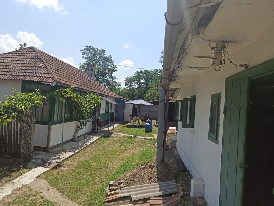 Vând casă parinteasca județ Botoșani
