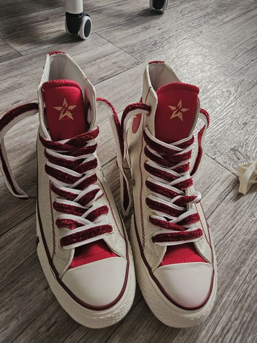 Нахожусь в Алмате. Доставка стоит отдельно либо приехать смому/самой