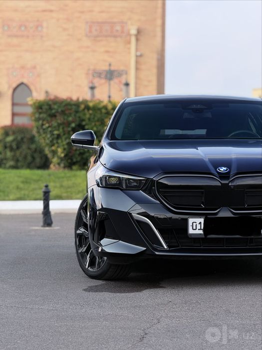 Bmw i5 40L 2025 full