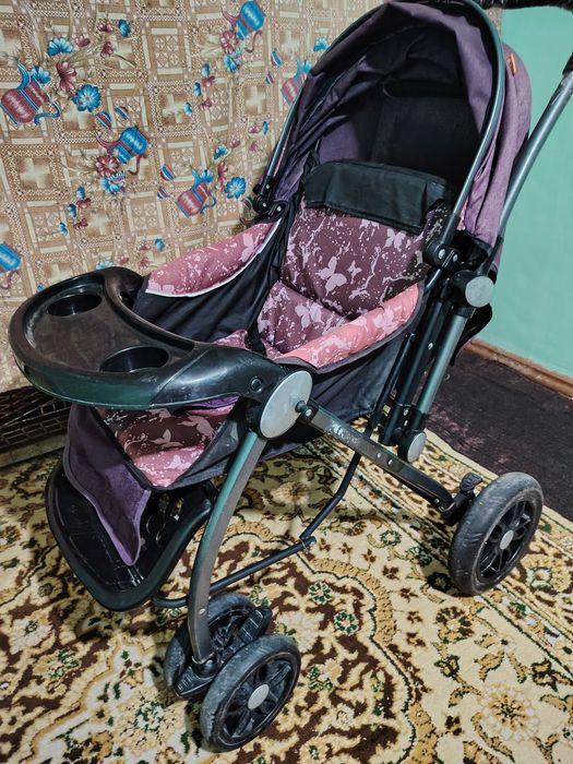 Срочно каляска сотилади