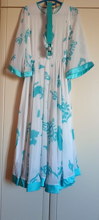 Продам платье