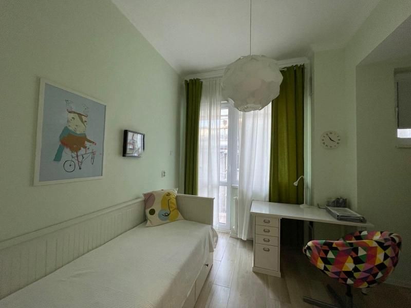 Дава се под наем Тристаен апартамент в София, Център - 90 кв.м за 1000 € - Снимка #6