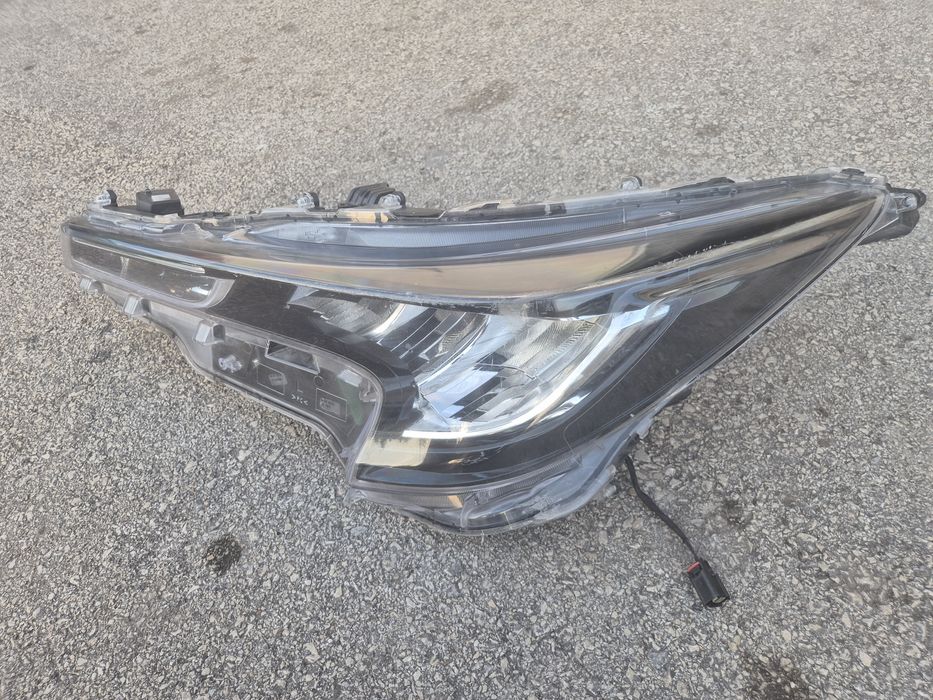 Ляв фар Toyota Corolla фарове Тойота Корола