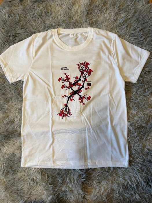 Футболка Cherry blossom