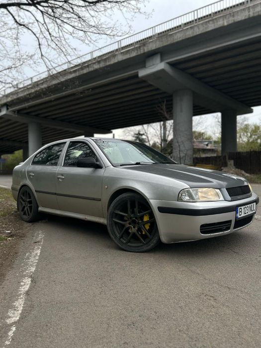 Dezmembrez Skoda Octavia I 1.8T