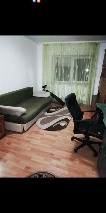 Închiriez apartament cu doua camere