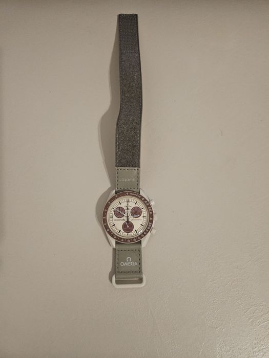 Ceas Omega x Swatch Mission to Pluto