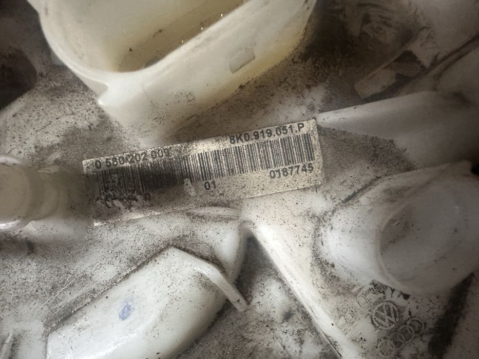 Бензинова помпа от ауди с4 б8 3.0тфси / audi s4 b8 3.0tfsi