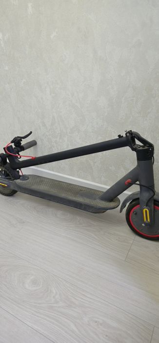 Elektro samakat Drongo