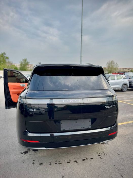 Lynk&Co 900 1.5T Sotiladi.