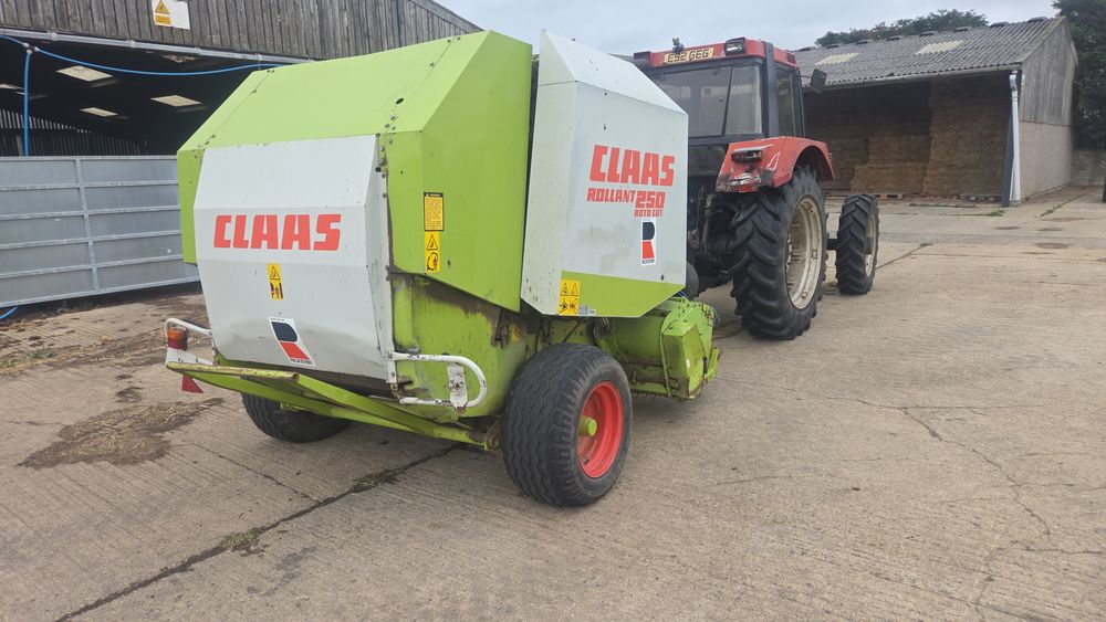 Presa baloti Claas Rollant 250 roto cut