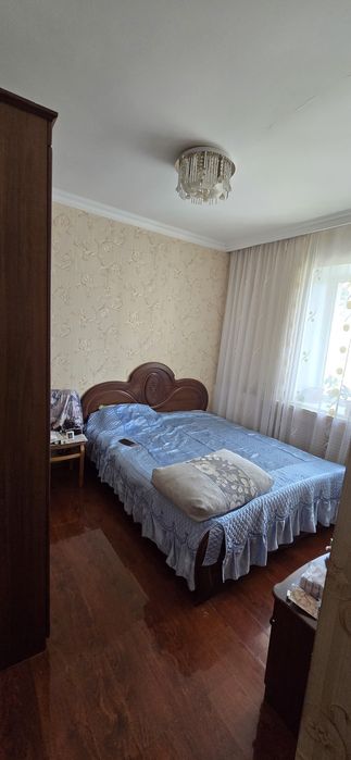 Продаётся трёхкомнатная квартира