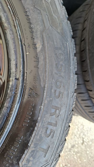 Джанти 15 5х100 + зимни гуми 195 65 15
