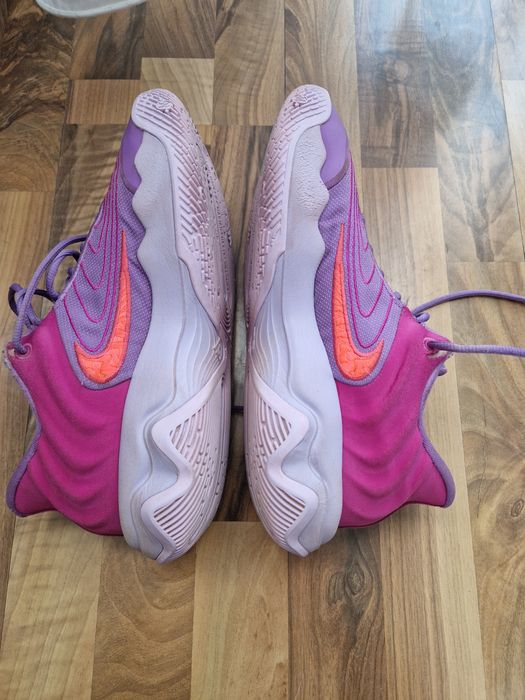 Giannis Immortality 4 Strawberry