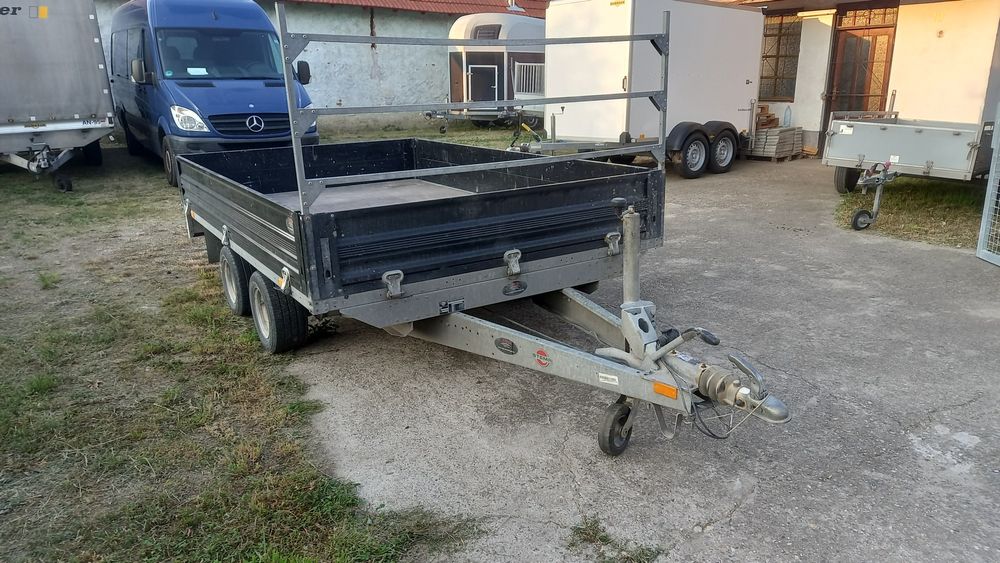 Remorca 1300kg cu prelată Humbaur