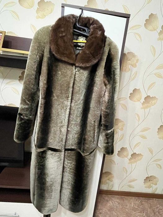 Мутоновая шуба с норкой 48