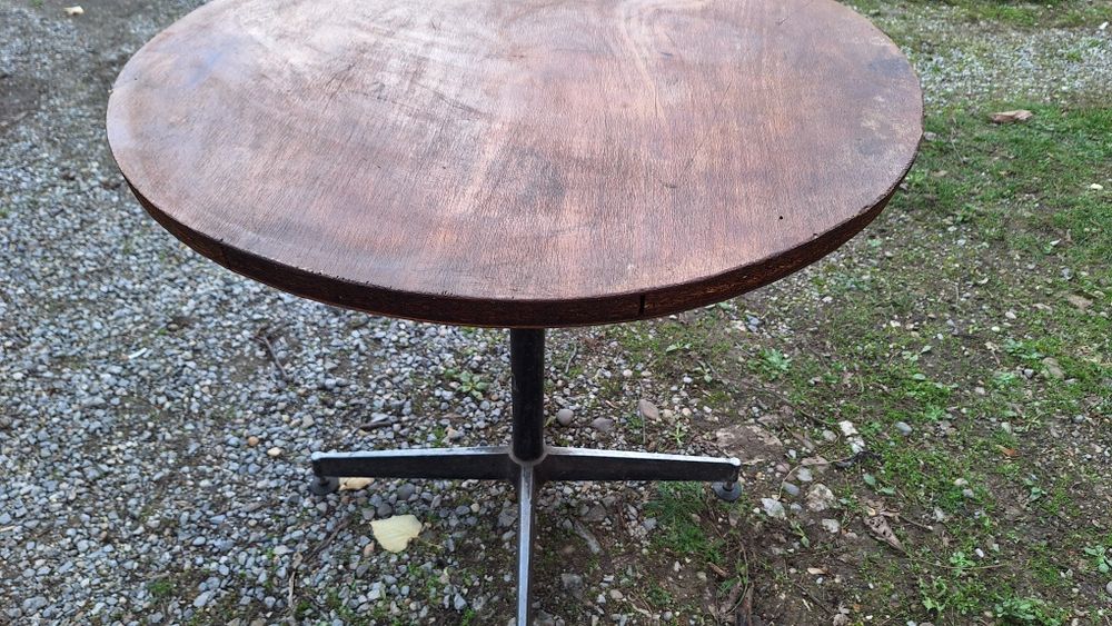 Дървени маси подходящи за градина или сушина