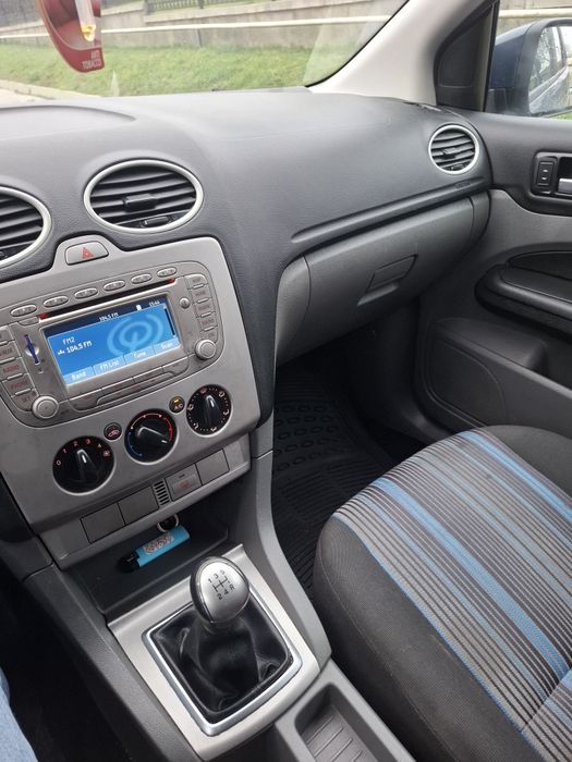 Vand  ford focus 2 facelift an 2008 motor 1.6 diesel funcțional fiscal
