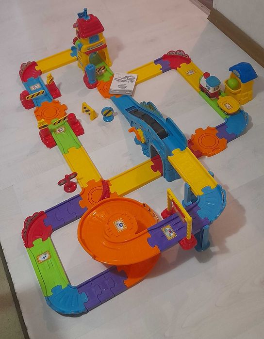 Vtech - Toot-Toot Drivers Press & Go Launcher и Train Station