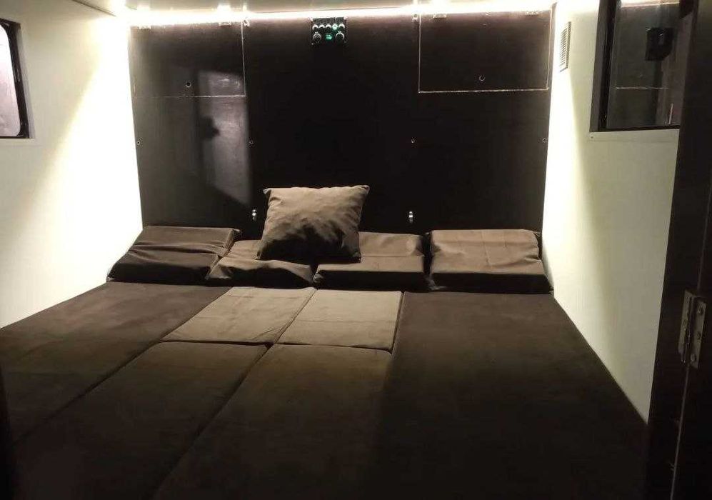 Продам прицеп дома на колесах