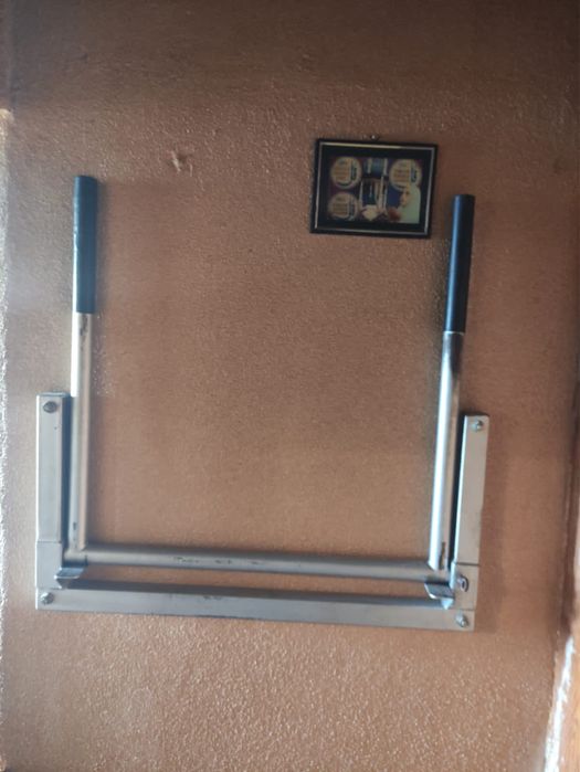 Турник, брусья