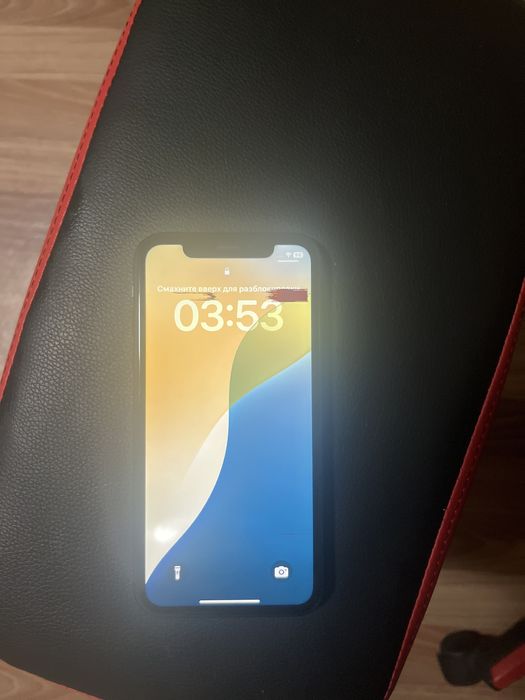 iphone xr.