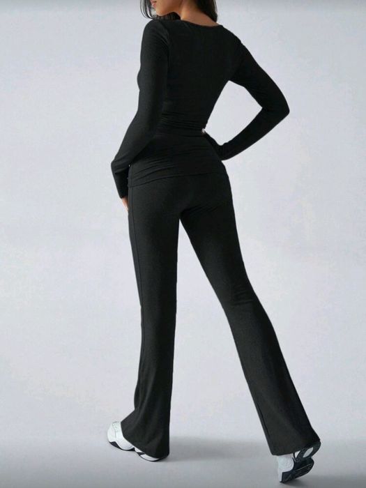 Нов дамски комплект от две части – Кроп топ и панталон чарлстон