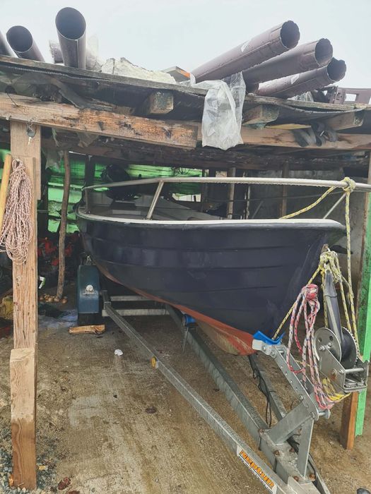 Vând barcă +motor2018 FĂRĂ PERIDOC