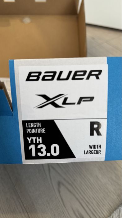 Детские хоккейные коньки Bauer