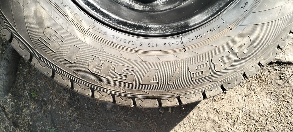 Продам резину с дисками 235/75 R15