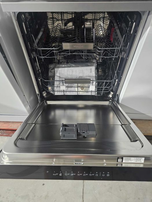 Whirlpool WFO 3T141 X е свободностояща съдомиялна машина 60 см с капацитет 14 комплекта съдове