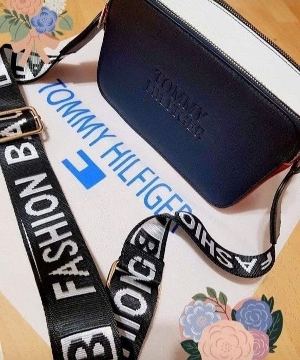 Geanta crossbody +portofel, new model,logo imprimat