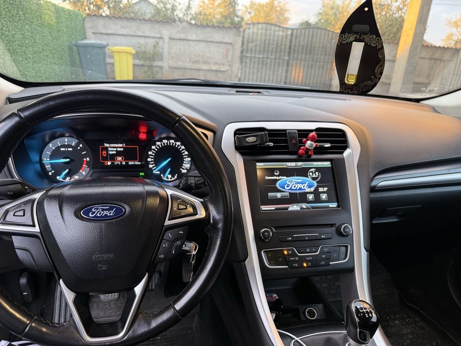 Ford mondeo mk5 2015