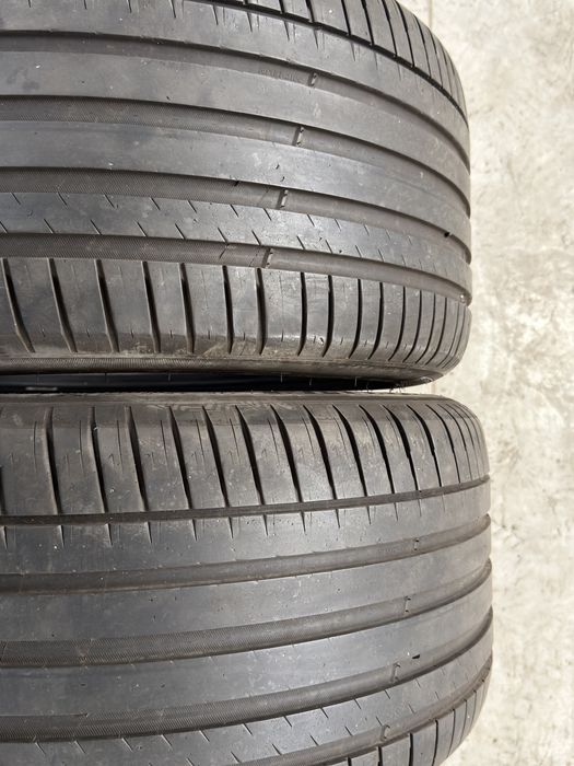 Vand 2 anvelope 315/35/21 michelin de vară ca noi