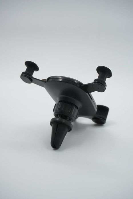 Автомобильный держатель для телефона Holder HS08
