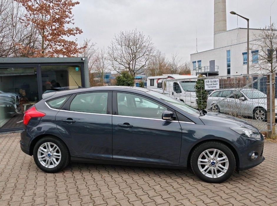 FORD Focus 2013 — imagine 2